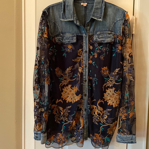 Reba Tops - Reba Country Desert Road Floral Denim Button Front Shirt sz L